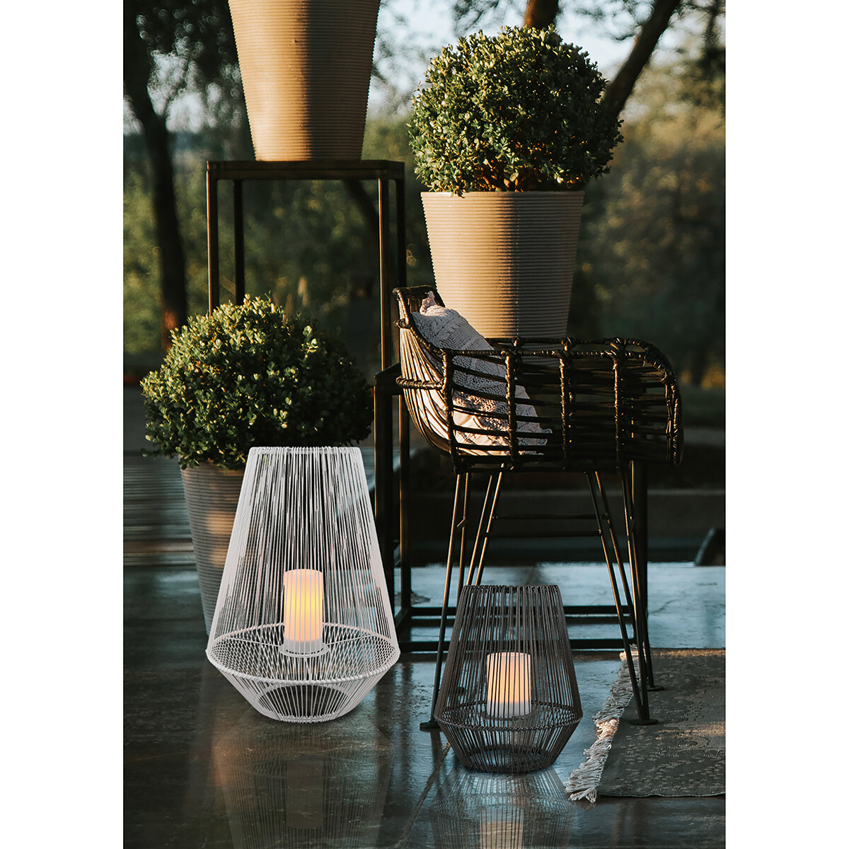 Lampe de Table LED à Énergie Solaire - Trion Minera - Capteur Jour/Nuit - Étanche aux Éclaboussures IP44 - Ovale - Mat Gris - Plastique