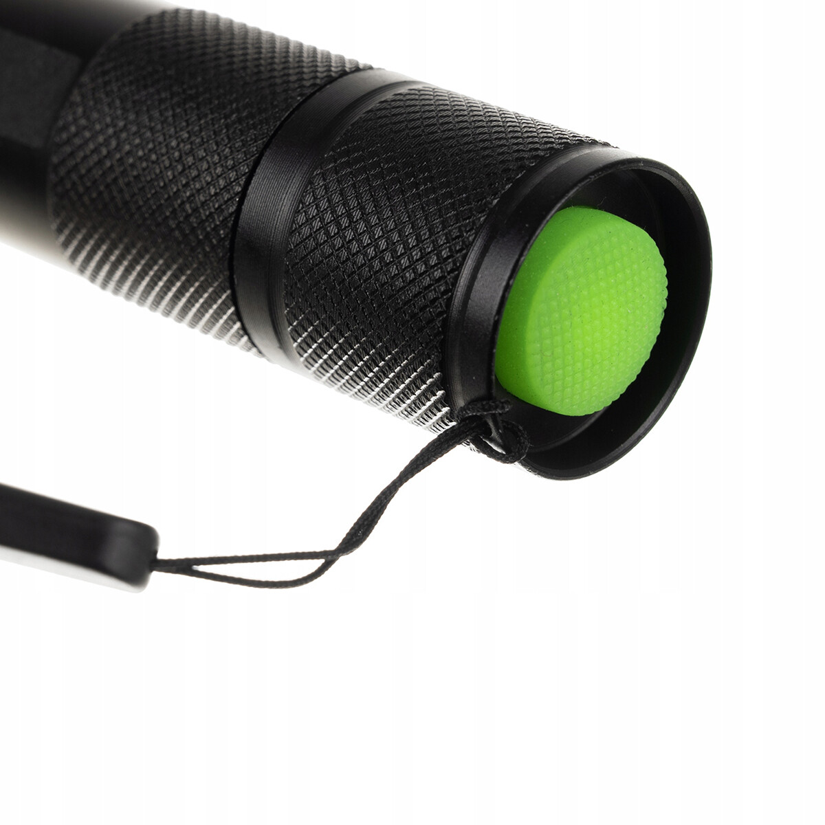 Lampe Torche LED - Maxozo Xona - 300 Mètres de Portée - 3000 Lumens - Lampe de poche UV avec fonction zoom - 4 Positions - Étanche - Lampe de poche militaire ultra-puissante - Incl. Chargeur - Aluminium