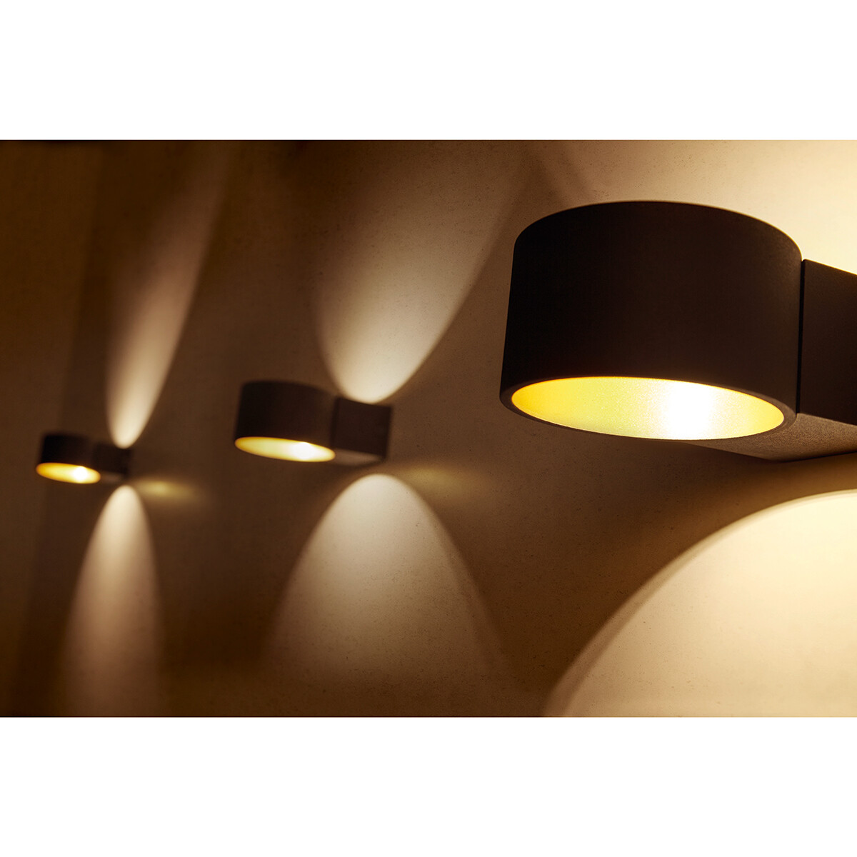 Applique Murale LED - Trion Lapaco - 4W - Blanc Chaud 3000K - Rond - Mat Noir - Aluminium - LEDs OSRAM